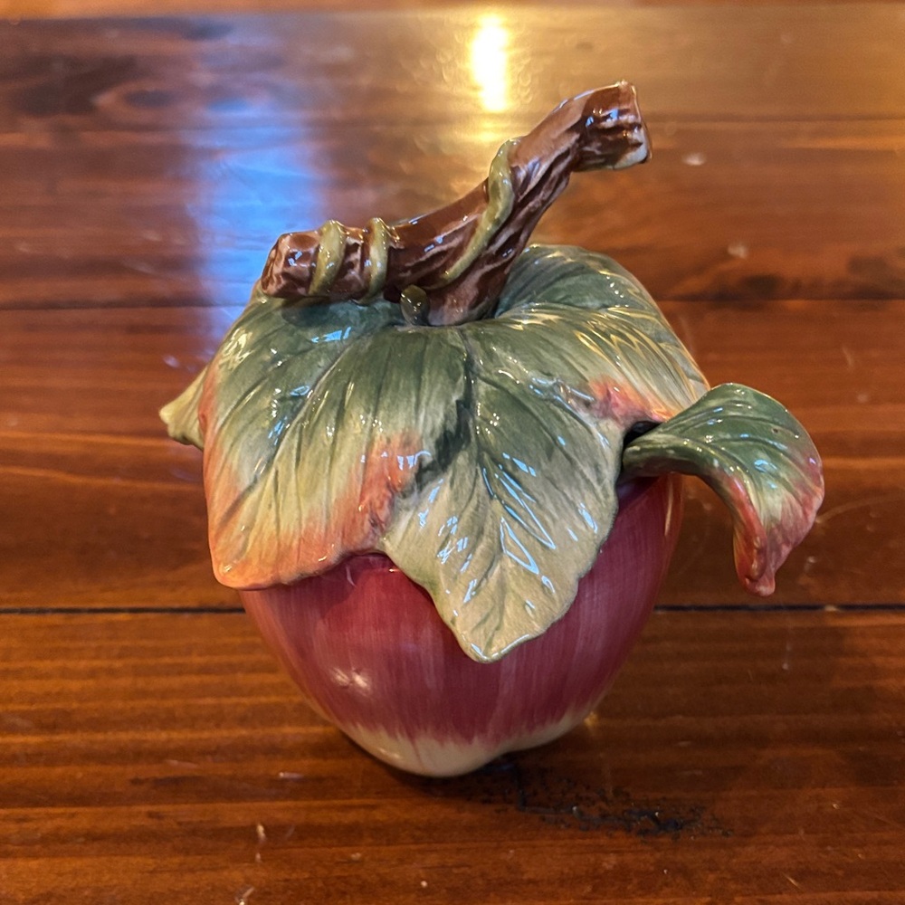 Fits and Floyd apple jam jar with lid and spoon